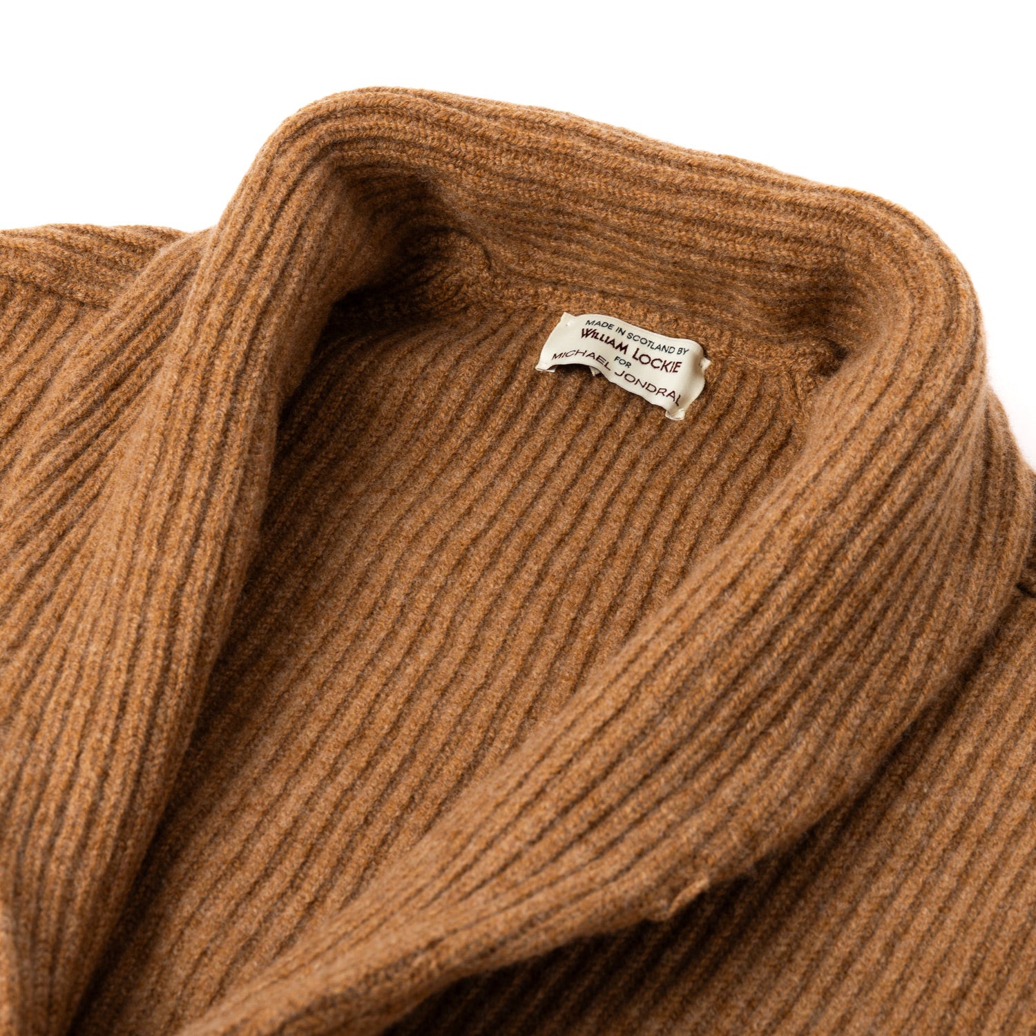 MJ Exklusiv: Schal-Cardigan "Iconic-Shawl" aus feinster schottischer Lambswool - 6 Ply
